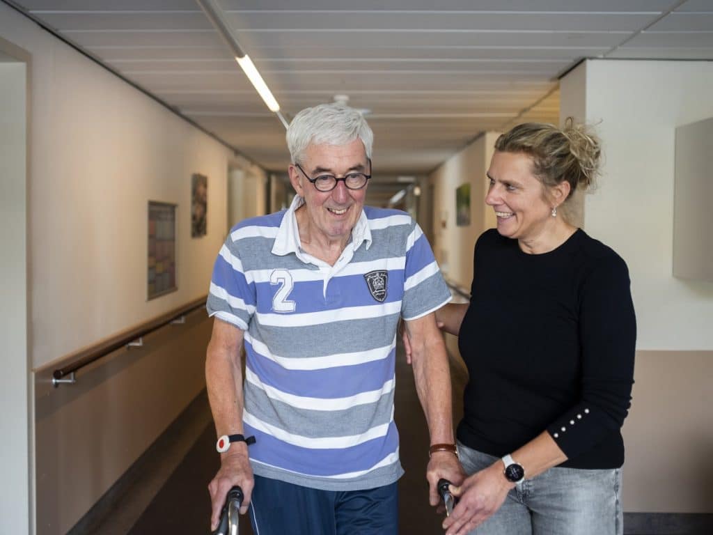 Fysio met oudere revalidatie 2